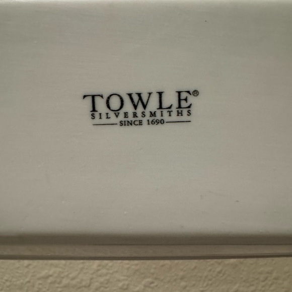 3 Towle Silversmiths Fine Bone China White Rectangular Serving Platters - Picture 2 of 7